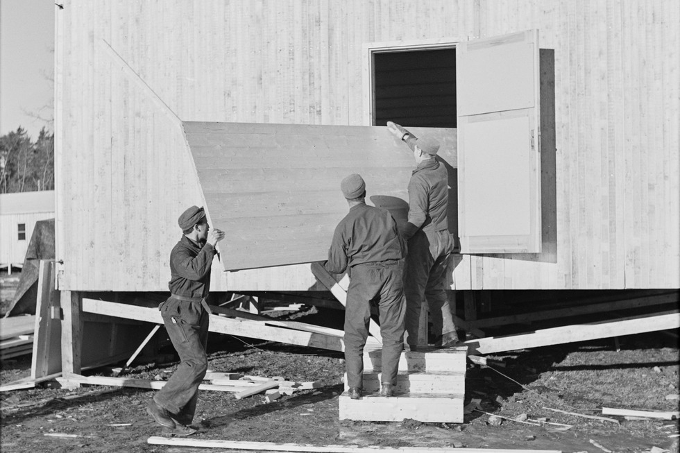 Norrmännen byggde baracker där de bodde under tiden på förläggningen på Mälsåker. 