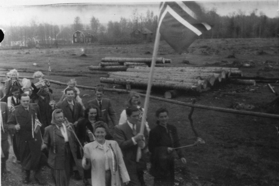 Foto: Okänd, ur privatarkiv efter författare Anders von Tangen Buraas.